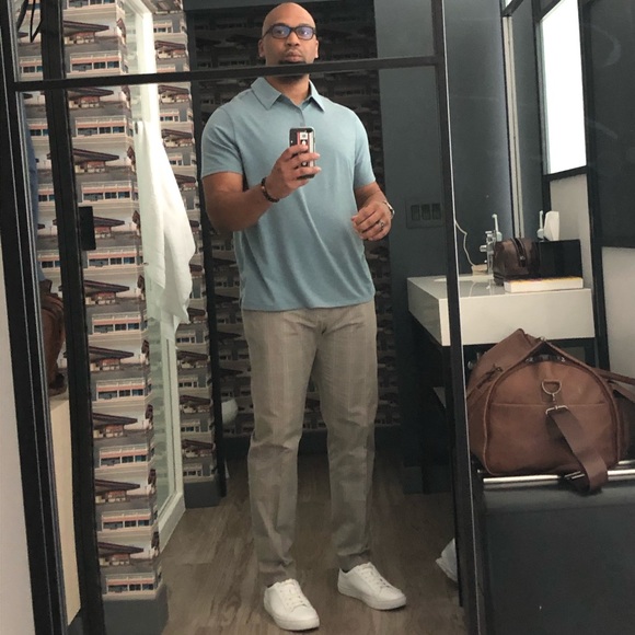 Meet your Posher, Howard - Picture 2 of 6